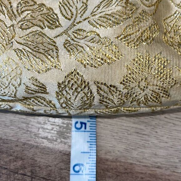 Vintage 1950’s Womens Metallic Jacquard Chain Handle Clutch and Gloves Gold Crea